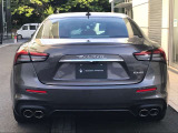 往年の名車・3200GTのテールレンズをモチーフにした最終型ギブリのリアデザイン