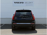 ◆バック/万が一を考え、安全性を重視する方に選ばれているVOLVO車。ドアを開閉するとその重み・厚みに驚くはず