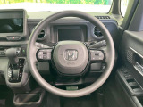 【ステアリングスイッチ】運転中、前方から目線をそらすことなく、オーディオ等の操作が可能な便利機能!安心&快適なドライブを演出してくれます♪