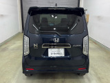 納車時には安全かつ安心してお乗り頂けるようホンダ専門知識を持つ整備スタッフが点検・整備・装備も説明をしてお渡ししております。