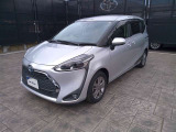 低燃費で環境にもやさしいハイブリッド車です。トヨタ専用診断機器でハイブリッドシステムを綿密に点検してあります!
