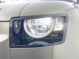 ●LEDヘッドライト:夜間走行時も良好な視界を確保し安心して運転できる高輝度LEDヘッドライトを装備!点灯速度が早く、消費電力も抑えられています。