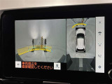 フロントカメラは運転席よりも前の視界を確保することで事前に危険を予知し、事故や衝突を防ぎます。