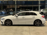 納車前整備はメーカー規定に基づき併設工場で入念に行います。メルセデス・ベンツ指定のツールと技術を用い、メーカーの研修を受けたメカニックがお客様のお車を整備いたします。神奈川運輸支局指定整備工場です。