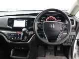 運転席廻りです。