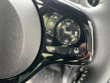 Hondaセンシングの機能のひとつ、アダプティブクルーズコントロール付!アクセルから足を離しても設定したスピードと前車との車間を保ち走行してくれます!車線維持もアシスト☆高速道路で疲労軽減ですね☆