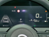 メーターに、様々な車両情報を表示してくれる、ディスプレイがついています。