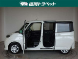 両側スライドドアを採用しています、助手席側は電動式で運転席から開閉できます。(運転席側は手動式です。)