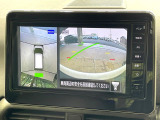 【アラウンドビューモニター】専用のカメラにより、上から見下ろしたような視点で360度クルマの周囲を確認することができます☆死角部分も確認しやすく、狭い場所での切り返しや駐車もスムーズに行えます。