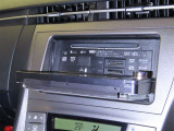 CD、DVDの再生ができます。