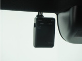 ◆ドライブレコーダー◆映像・音声などを記録する自動車用の装置です。 もしもの事故の際の記録はもちろん、旅行の際の思い出としてドライブの映像を楽しむことができます。