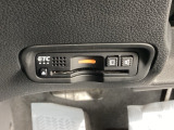 ETC車載器付。ETCが使用可能な道路通行料はキャッシュレスでスマートに走行できます。再セットアップして納車致します。