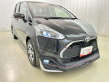 フォグランプ装着車です。暗い夜道の車両前方を明るく照らします