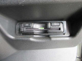 高速道路もスイスイ、快適なドライブを!安心・安全なドライブをサポートするETCを装備しています♪ビルトインタイプですっきり収納され、見た目も使い勝手も満足のアイテムです!!