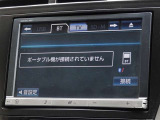 CD・DVD(再生機能)・ブルートゥース等を使用することができます。