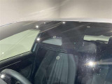 【衝突被害軽減ブレーキ】前方の車両や横断する歩行者などを検知した時、衝突回避や被害軽減をサポートします。