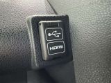 こちらのクルマはHDMI接続コネクタも装備されています♪スマホに接続すればお好きな音楽や映像も流せます!今の時代、さまざまな方法で音楽や動画を楽しめますね!
