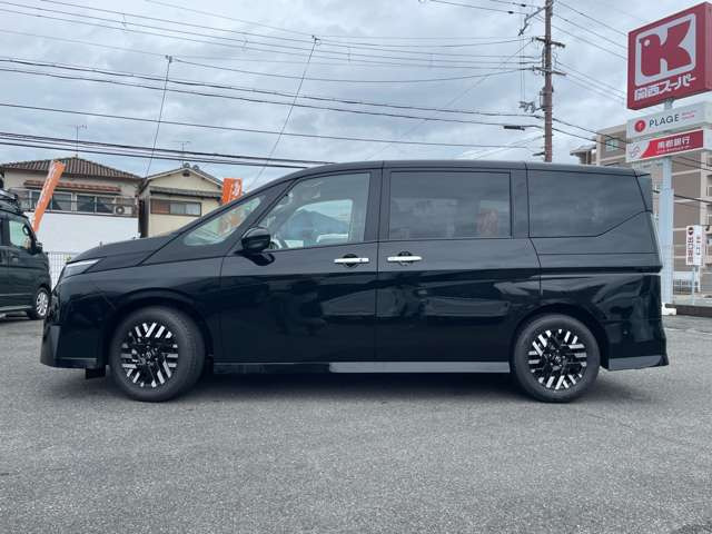 日産 セレナ 1.4 e-POWER ルキシオン の中古車詳細 (1,000km
