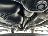 新車なので下廻りも綺麗です♪