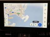 いまや必須装備「ナビゲーション」搭載!知らない場所にスイスイッとドライブ。もう、これなしではハンドルを握れませんね!でも運転中の操作は危険ですのでご注意ですね☆