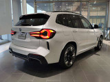 BMWプレミアムセレクション前橋では、高年式低走行モデルからMモデル、年式が経ちなかなかディーラーでは見かけないモデルまで幅広いラインナップで認定中古車を取り扱っております。品質に自信があります。