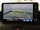 バックカメラ搭載です!車庫入れが苦手な人はもちろん、車両感覚に自信がある人にもお勧めです!見えない箇所が見えるようになるので、低い障害物や隠れてしまっている子供の存在等にも気付く事が出来ます。