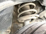 お車を安心してお乗りいただく為には、足回りの定期点検が欠かせません。サービスサポート(有償保証)では無料点検もご提供しており、安心のカーライフをお過ごしいただけるサポート体制が整っています。