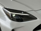 LEDヘッドライトです。デザイン性がよくとても明るいので、夜間の走行や悪天候でも安心です。しかも長寿命!