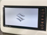 【純正ナビ】人気の純正ナビを装備。オーディオ機能も充実しており、Bluetooth接続すればお持ちのスマホやMP3プレイヤーの音楽を再生可能!毎日の運転がさらに楽しくなります!!