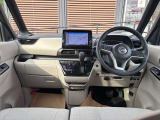 内装はルームクリーニング済みです!清潔な車内で快適なドライブをお楽しみください!!前席、後席、そしてエンジンルームまで全てクリーニング済みです。