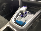 ハイブリット専用のシフトノブです。