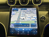 バックカメラにより駐車時の後方確認も楽にできます。