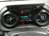 U-Carの販売だけでなく自動車保険、携帯電話の販売も行っております。