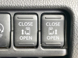 【両側パワースライドドア】スマートキーや運転席のスイッチで後席両側スライドドアの開閉が可能♪電動だから力を入れてドアを開ける必要が無く、小さなお子様でも簡単に開け閉めでき快適です♪