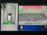 【アラウンドビューモニター】まるでクルマを真上から見ているようなアラウンドビューモニターで運転をサポート。運転席から見えにくい車の四隅や後方もモニターでしっかり見えます。