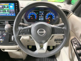 【ステアリングスイッチ】運転中、前方から目線をそらすことなく、オーディオ等の操作が可能な便利機能!安心&快適なドライブを演出してくれます♪