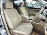 お車の販売と共に、自動車保険もご紹介しております。 弊社取り扱い会社と同じであれば日産独自のサービスもあります。