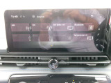 フルセグTV、Bluetoothで好きな音楽を聴きながらドライブ。