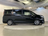 「中古車ハイブリッド保証」ハイブリッド機構を無償で保証します。保証期間は、初度登録年月から10年、またはロングラン保証が終了後3年間。ただし累計走行距離が20万km以内です。