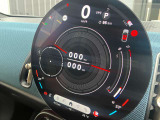 弊社お客様より頂いた下取車やデモカーが在庫の殆どを占めています。車の経歴や整備記録が分かり、ご安心してお車をお選び頂ける正規ディーラーならではのラインナップでございます。
