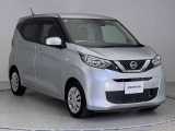 【車両状態証明書】査定協会公認のプロの検査員が公平かつ確かな基準で検査を実施。車両評価をもとに、安心しておクルマをお選びいただけます。