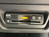 【ETC】高速道路の料金所をストレスなく通過!話題のスポットやサービスエリアに多い「スマートIC」利用時は必須のアイテムです。当店でセットアップを実施、ご納車当日からすぐにご利用いただけます!