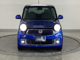 とっても明るいディスチャージヘッドライト(HID)です。 また、LEDフォグライトもついています!