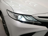 LEDヘッドライトです。デザイン性がよくとても明るいので、夜間の走行や悪天候でも安心です。しかも長寿命!
