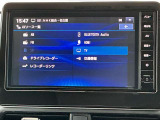 カーナビは、BluetoothとHDMI対応のメモリーナビが装着されています。
