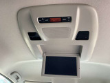 【 後席モニター 】 ミニバンのマストアイテムの後席モニターで車内みんな退屈せずにドライブできます