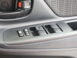 運転席ドアーには、集中パワーウインドースイッチ