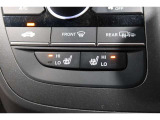 シートヒーター装備車両♪♪寒い冬はもちろん♪肌寒い春先・秋口まで活躍してくれるあると嬉しい装備です♪♪