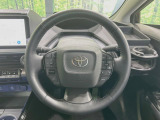 【純正革巻きステアリング】上質な革を使用することで、手にしっかり馴染みとても運転しやすいハンドルです♪