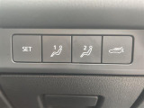 【 シートメモリー 】運転手好みのシートポジションを記憶させることが出来ます♪//